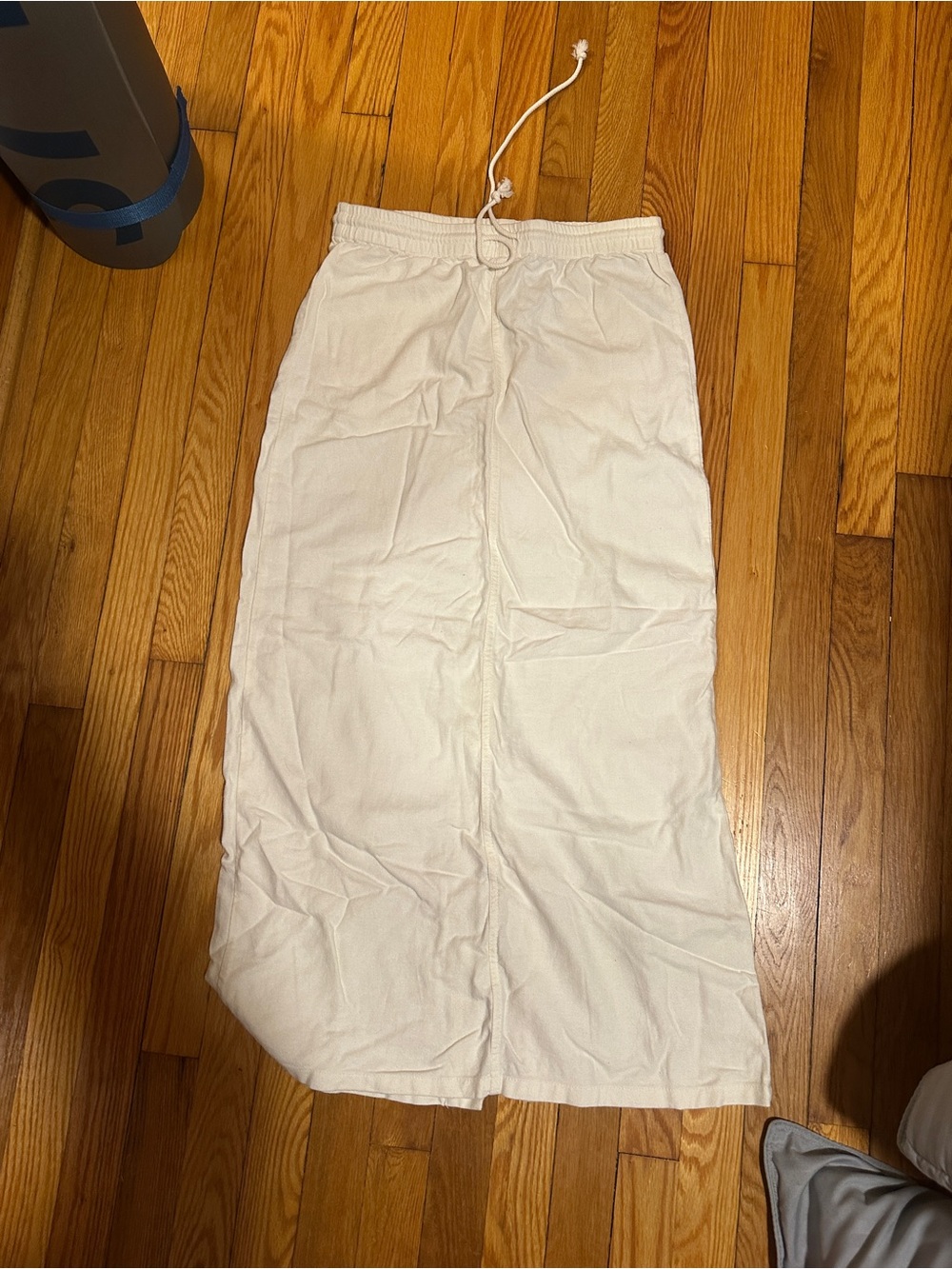 Brandy Melville Women's Cream Drawstring Maxi Skirt